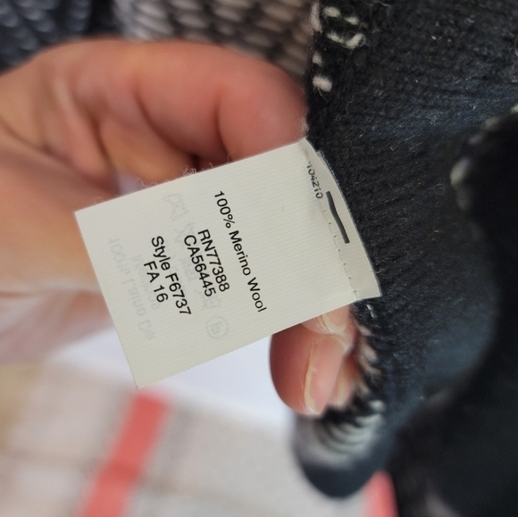 MADEWELL Hooded Herringbone Cardigan Sweater in Black, sz XS - Picture 15 of 16